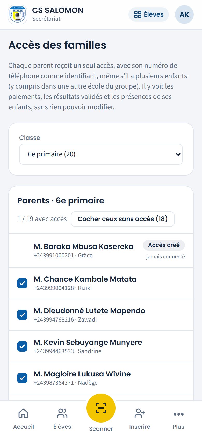 Parents cochés avant la création des accès (téléphone)