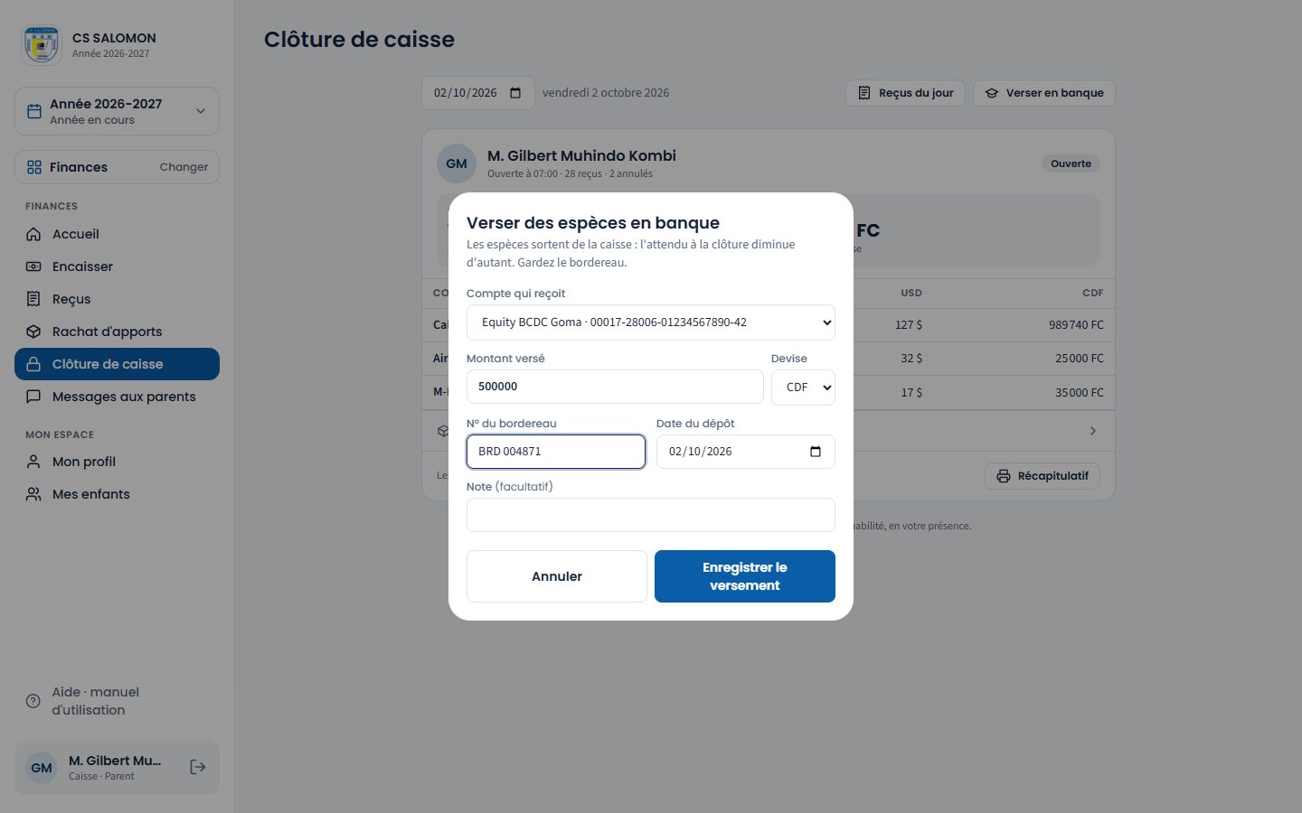 Versement d'espèces en banque (ordinateur)
